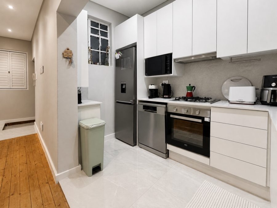 1 Bedroom Property for Sale in Gardens Western Cape
